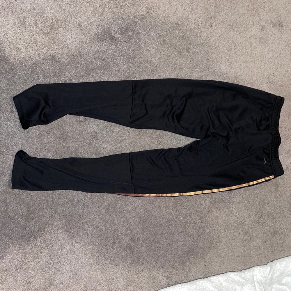 Sold * - Picture 2 of 4